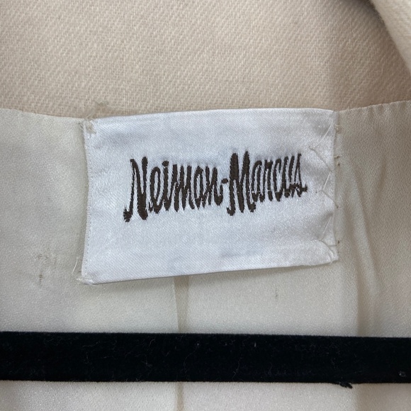 NEIMAN MARCUS 100% Pure Wool Cream Double Breasted Long Line Trench Coat L / XL - Picture 5 of 9